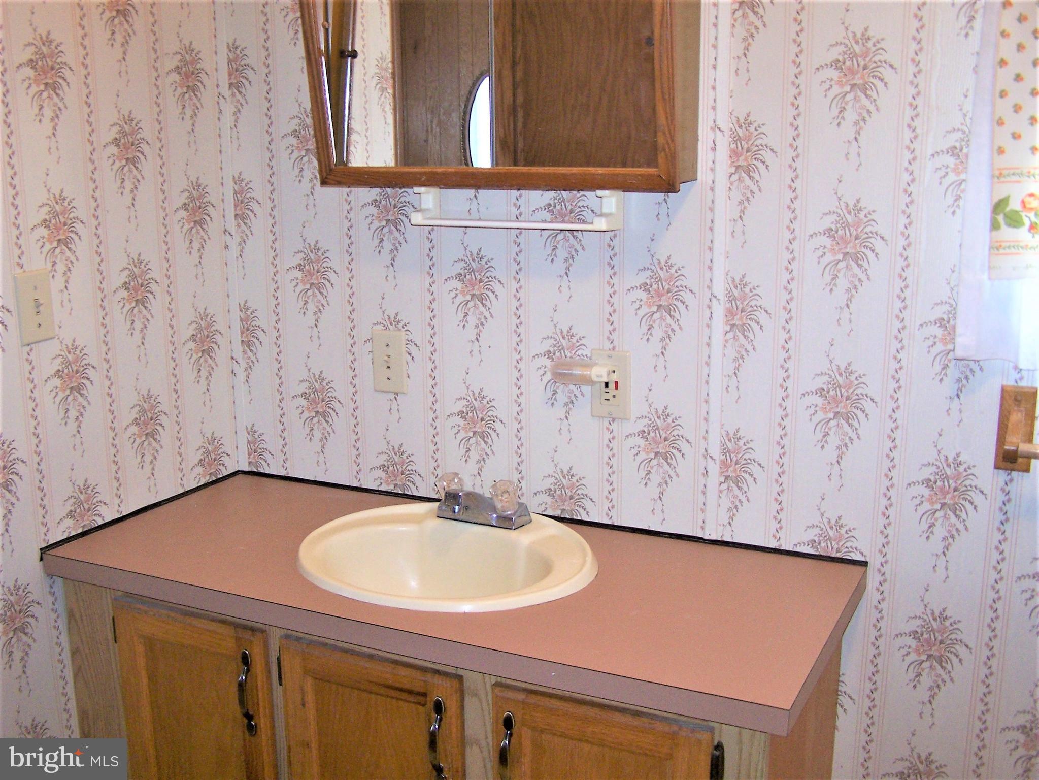 13217 Nantucket Road Ocean City, MD 21842 - Photo 22 of 40 Master Bath