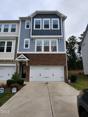 $468,000 | 2860 Walden Woods Drive, Apex, NC 27502