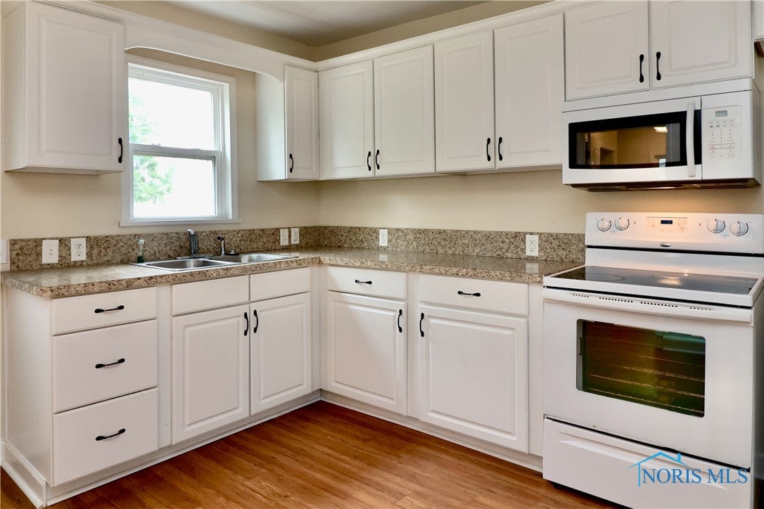 4134 Angola Road Toledo, OH 43615 - Photo 8 of 39 Gallery Image 8