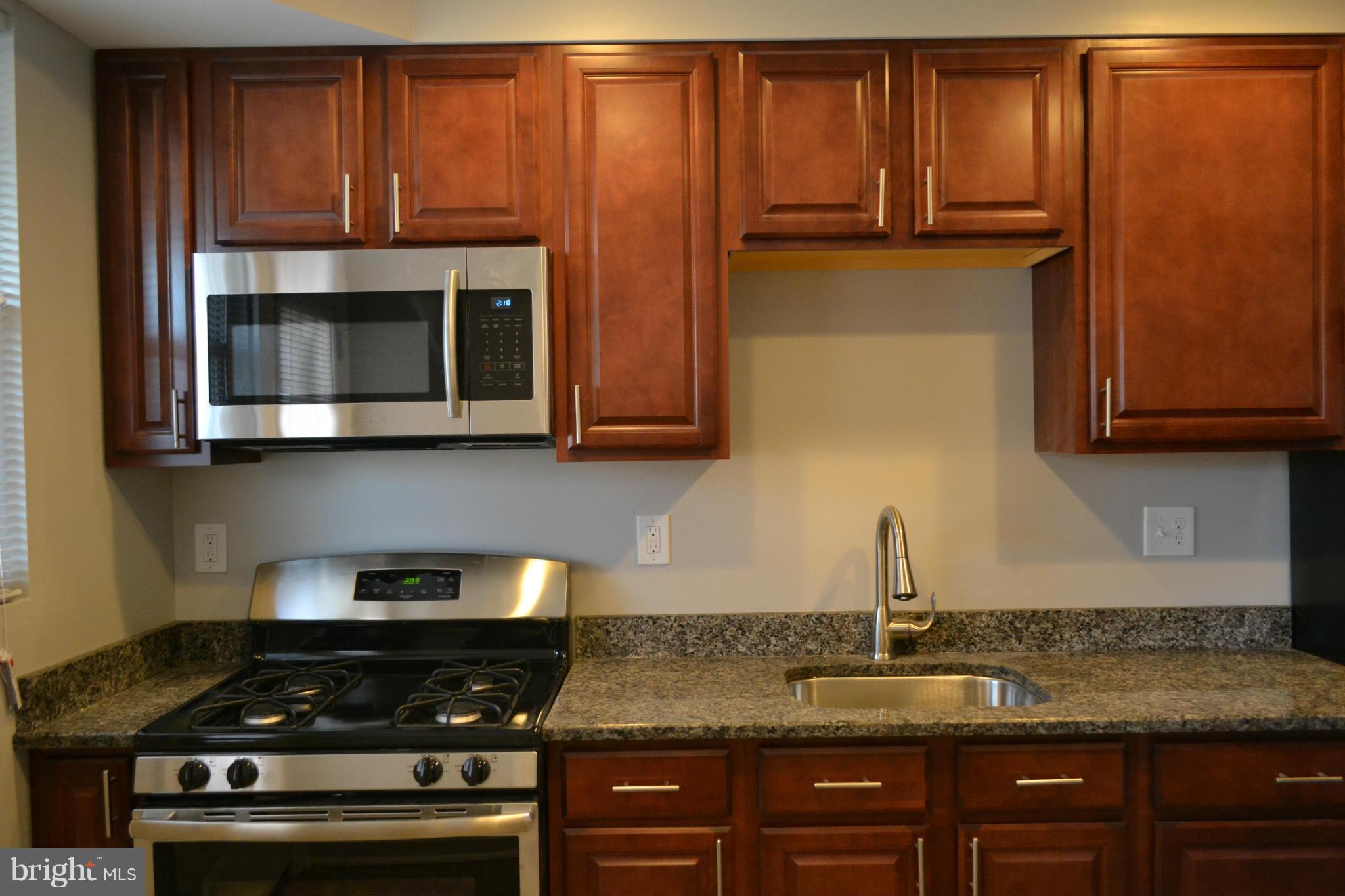 3912 Cedardale Road Baltimore, MD 21215 - Photo 1 of 30 Kitchen
