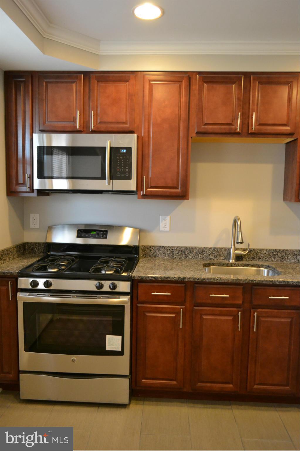 3912 Cedardale Road Baltimore, MD 21215 - Photo 11 of 30 Kitchen