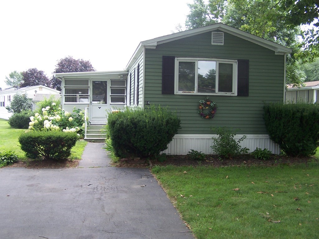 14 Valley Forge Road Taunton, MA 02780 - Photo 1 of 11 Gallery Image 1