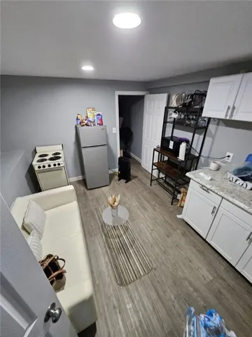 $1,400 | 8 Tappan Street, Providence, RI 02908