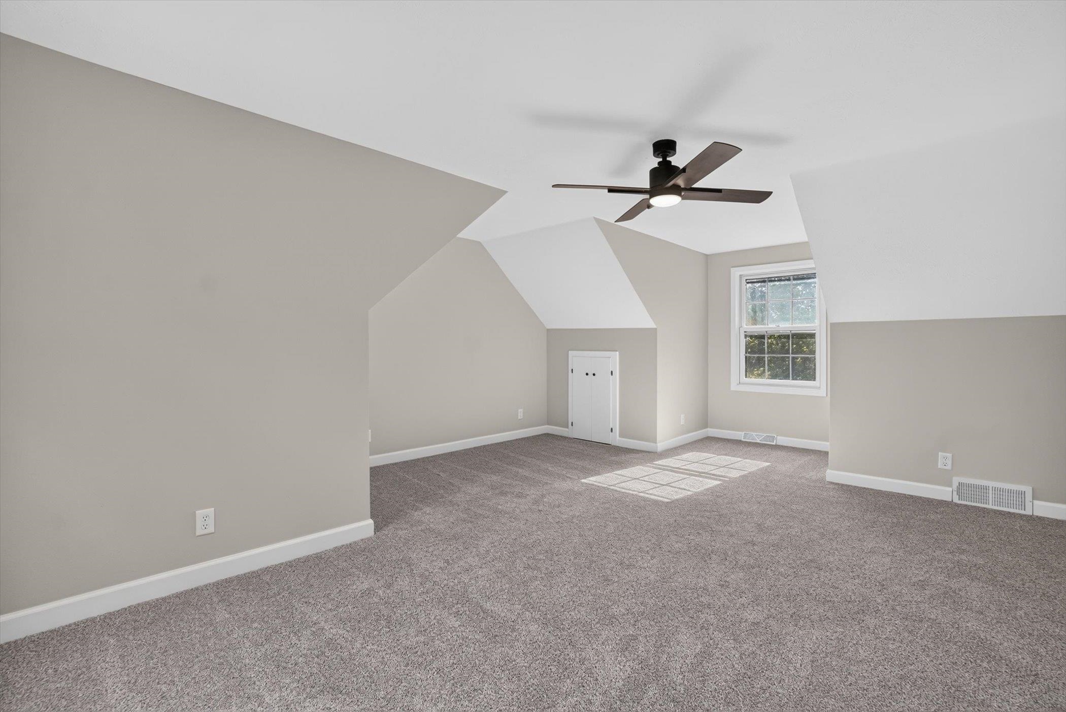 4437 South Oakley Road Janesville, WI 53546 - Photo 29 of 40