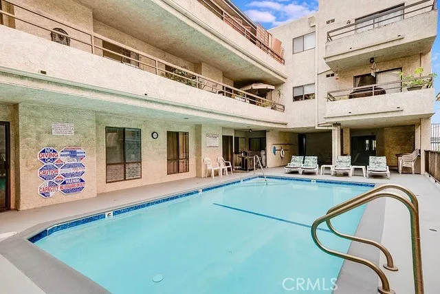 $624,900 | 225 North Rose Street, Unit 410, Burbank, CA 91505