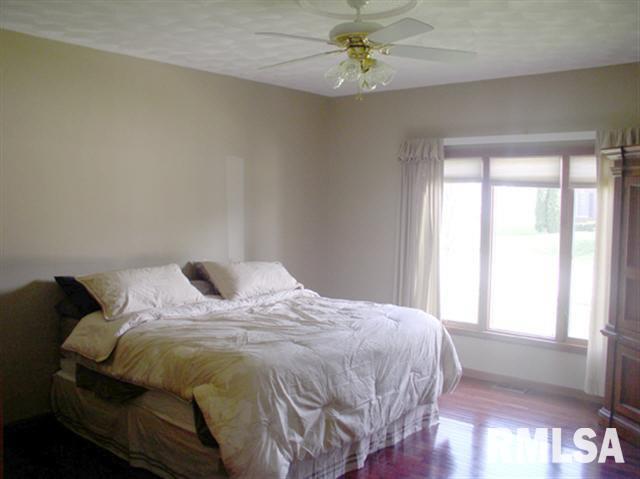 4714 Spring Street Davenport, IA 52807 - Photo 11 of 23 Gallery Image 11