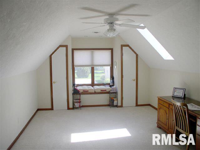 4714 Spring Street Davenport, IA 52807 - Photo 16 of 23 Gallery Image 16