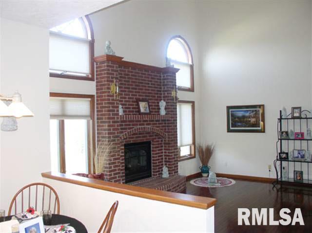 4714 Spring Street Davenport, IA 52807 - Photo 5 of 23 Gallery Image 5