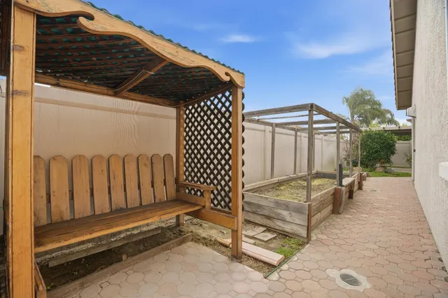 $560,000 | 2381 Nutwood Place, Manteca, CA 95336