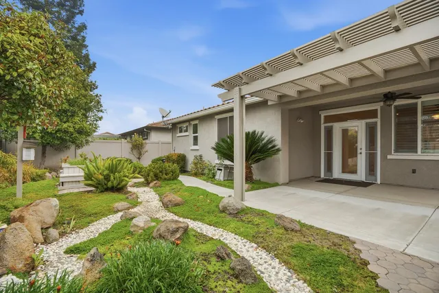 $560,000 | 2381 Nutwood Place, Manteca, CA 95336