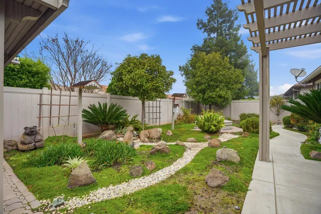 $560,000 | 2381 Nutwood Place, Manteca, CA 95336