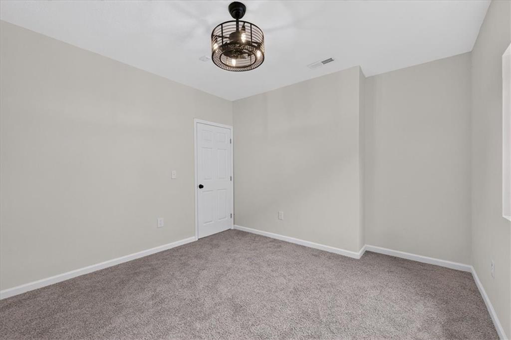 1829 Northeast Riley Drive Lee's Summit, MO 64086 - Photo 34 of 40