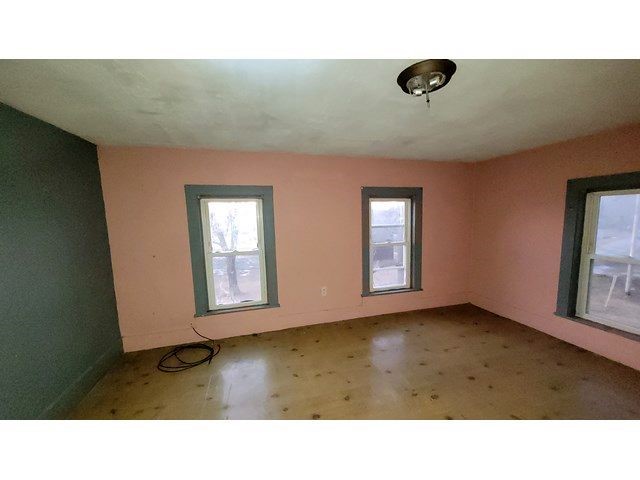 178 Belknap Road Endicott, NY 13760 - Photo 10 of 16 Gallery Image 10