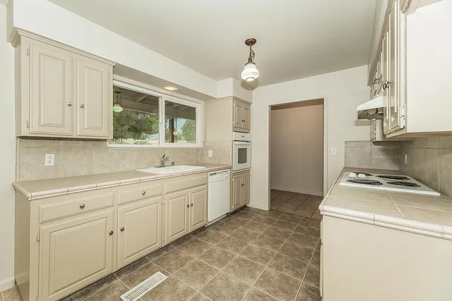 $850,000 | 17335 Morgan Canyon Road, Prather, CA 93651