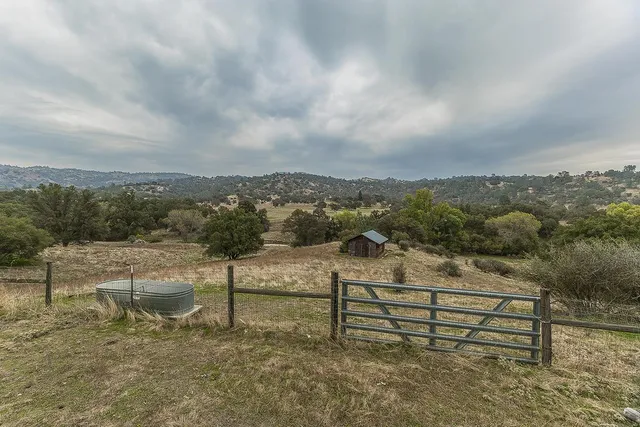 $850,000 | 17335 Morgan Canyon Road, Prather, CA 93651