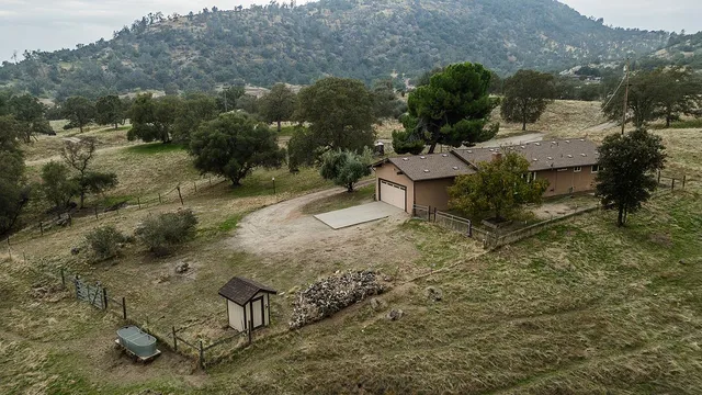 $850,000 | 17335 Morgan Canyon Road, Prather, CA 93651