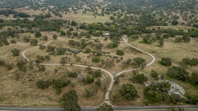 $850,000 | 17335 Morgan Canyon Road, Prather, CA 93651