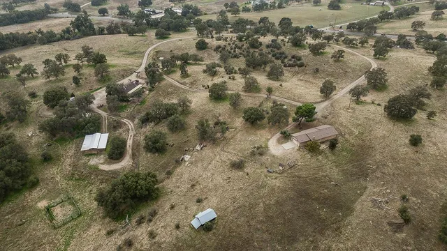 $850,000 | 17335 Morgan Canyon Road, Prather, CA 93651