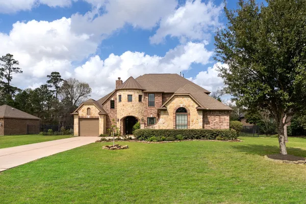$998,000 | 5519 Bright Timber Landing Drive, Spring, TX 77386