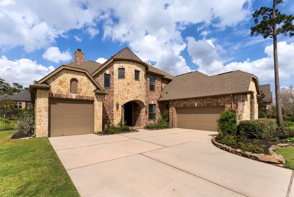 $998,000 | 5519 Bright Timber Landing Drive, Spring, TX 77386
