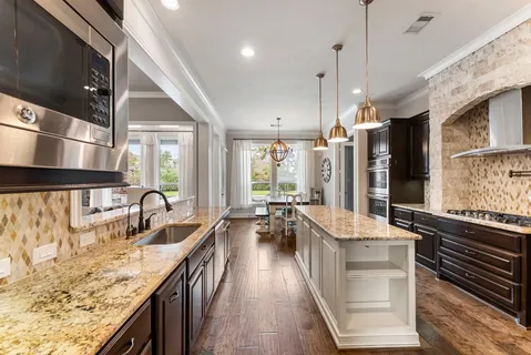 $998,000 | 5519 Bright Timber Landing Drive, Spring, TX 77386