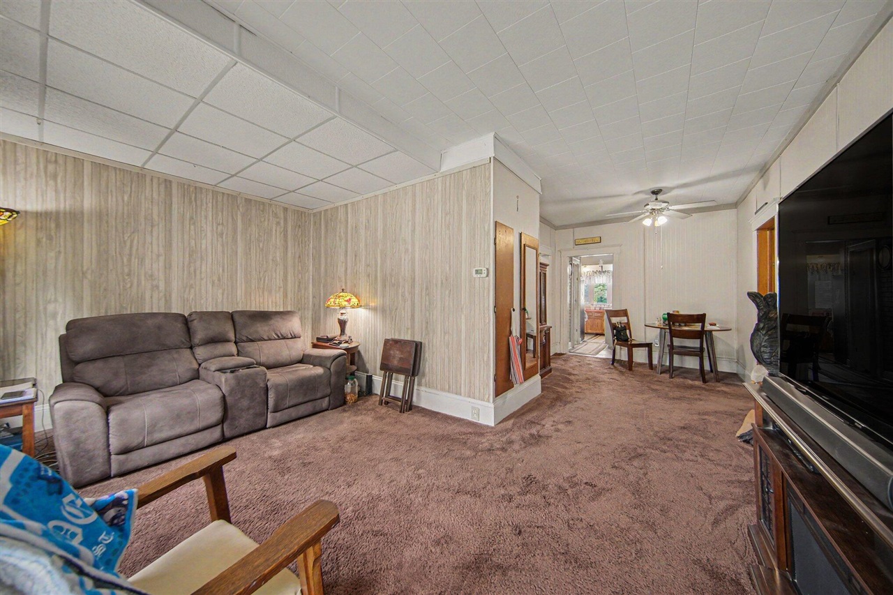710 Union Street Jackson, MI 49203 - Photo 4 of 29