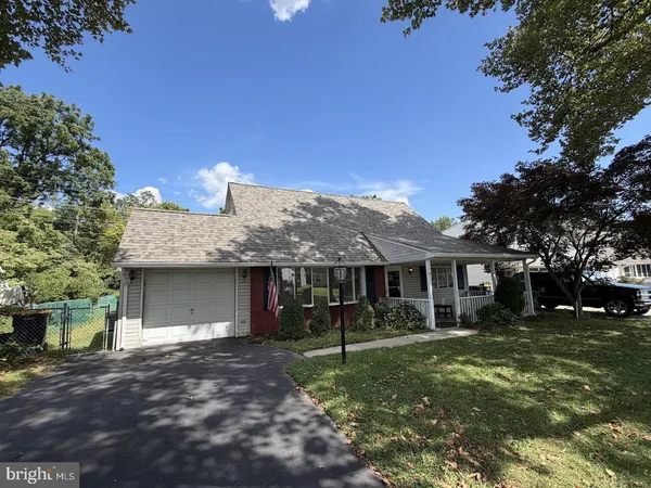 $3,000 | 194 Kenwood Drive South, Unit S, Levittown, PA 19055