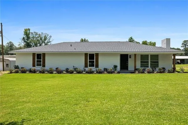 $299,999 | 16658 Highway 40, Independence, LA 70443