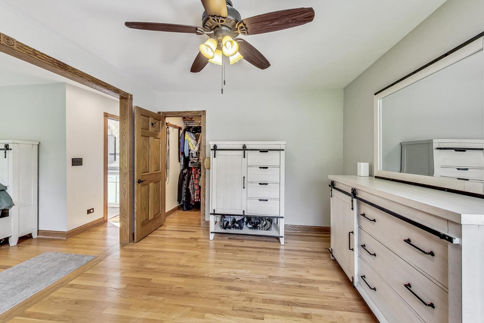 360 South St Marys Road Libertyville, IL 60048 - Photo 18 of 46