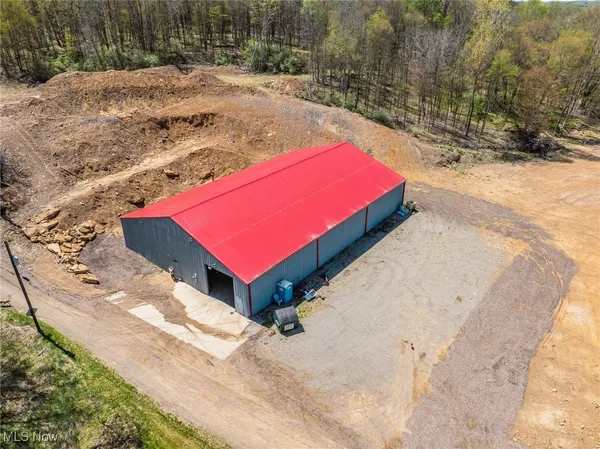 $165,000 | 1147 Hope Road Northwest, Mineral City, OH 44656