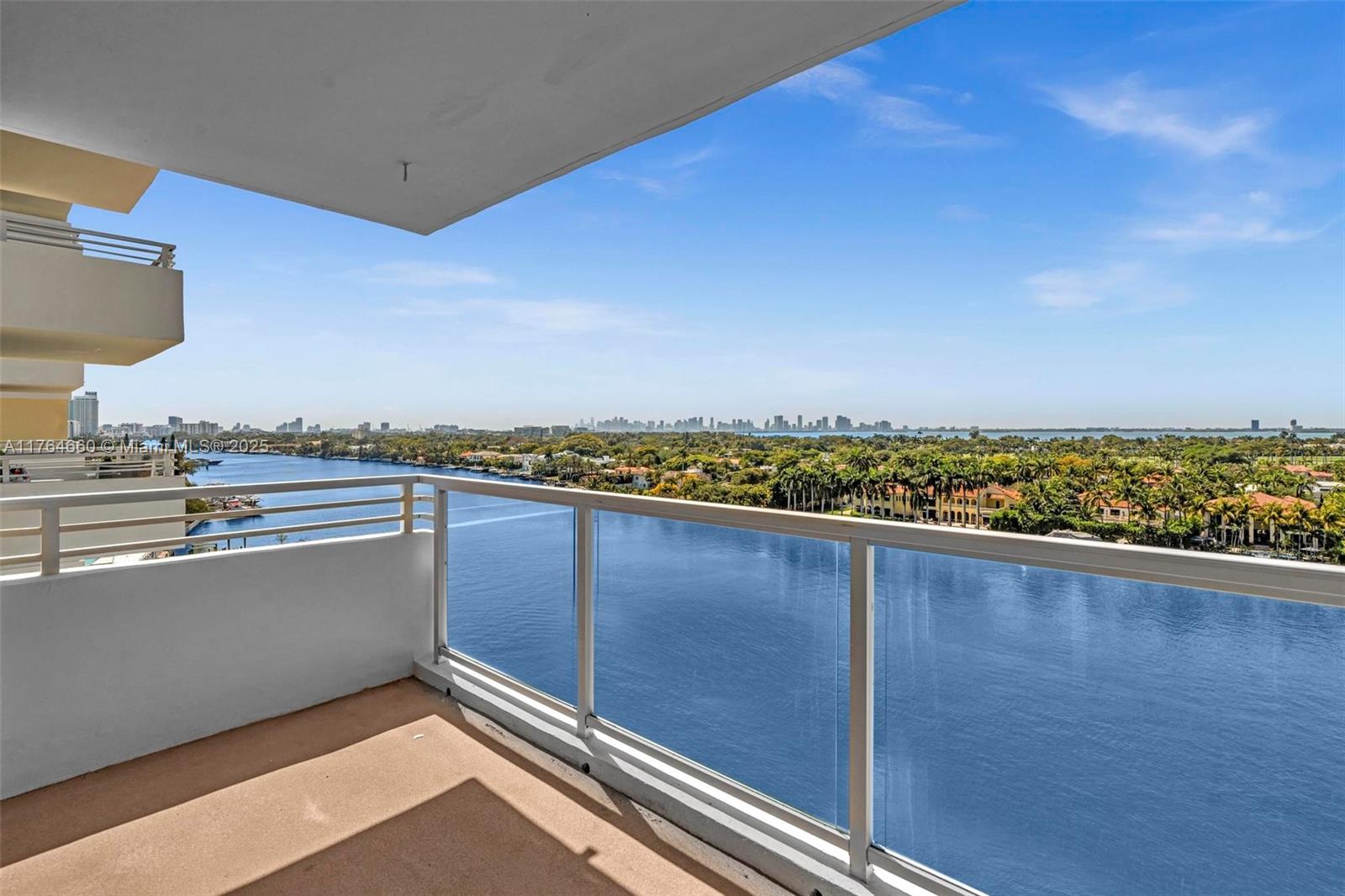 5600 Collins Avenue, Unit 10J Miami Beach, FL 33140 - Photo 13 of 20 a view of a terrace with city view
