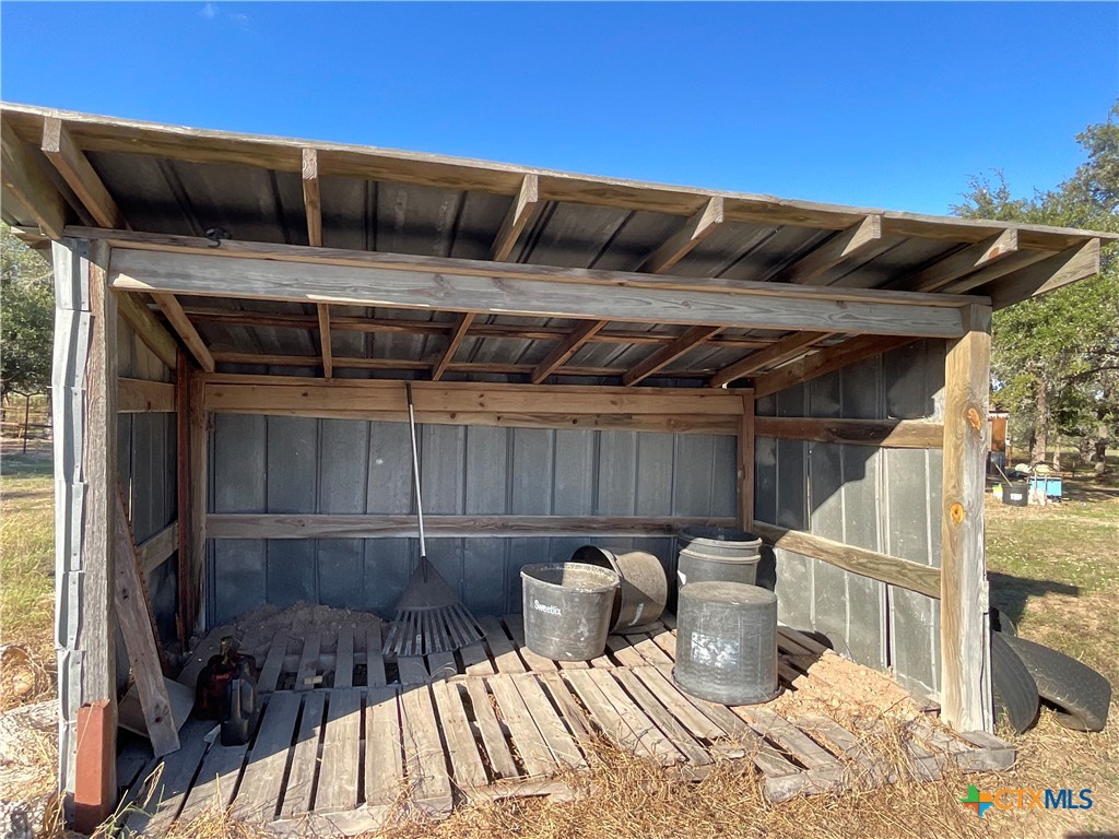 389 Hausmann Road Cuero, TX 77954 - Photo 44 of 48 a view of balcony with furniture
