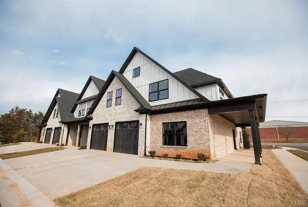 $425,000 | 1151 South Westyn Loop, Forest, VA 24551