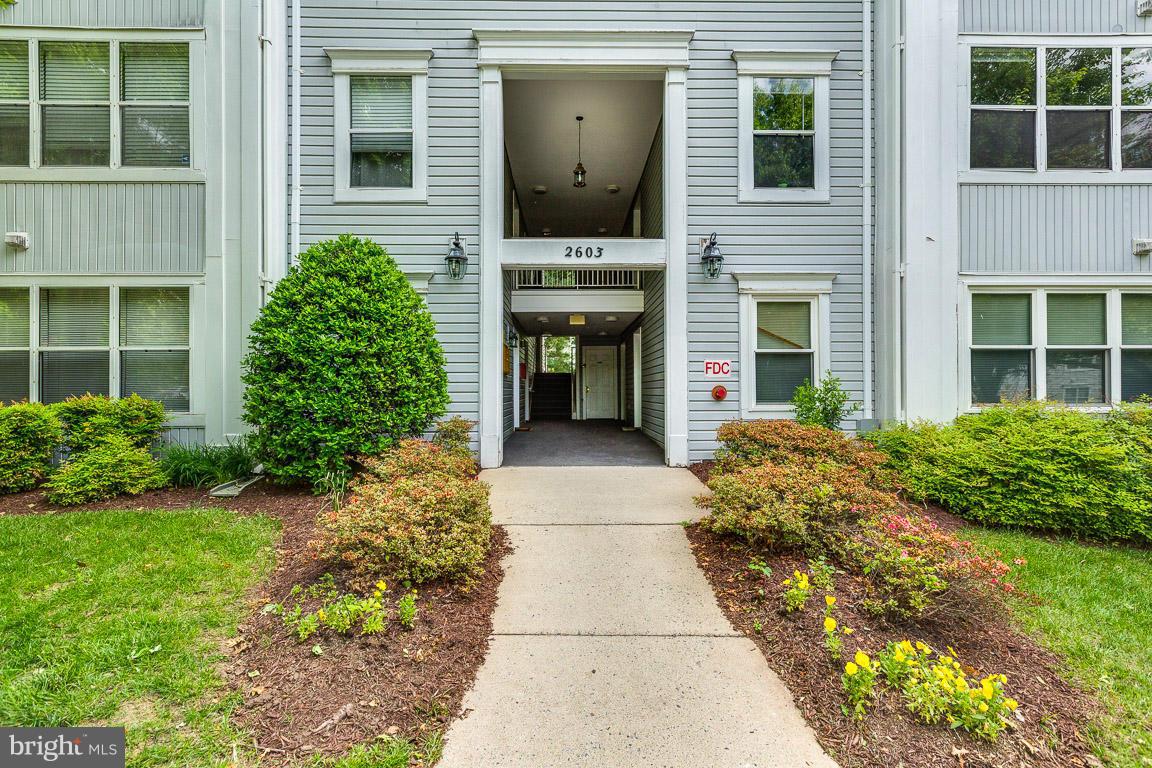 2603 Camelback Lane, Unit 39 Silver Spring, MD 20906 - Photo 1 of 29 Exterior (Front)