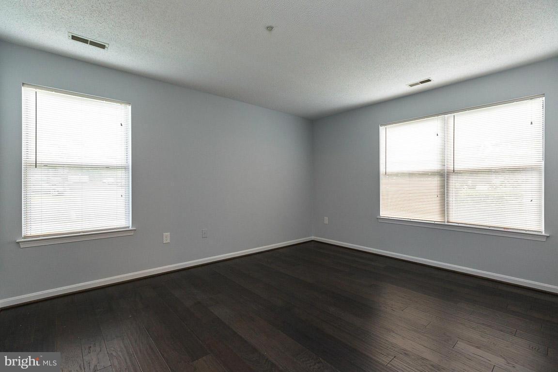 2603 Camelback Lane, Unit 39 Silver Spring, MD 20906 - Photo 17 of 29 Bedroom (Master)