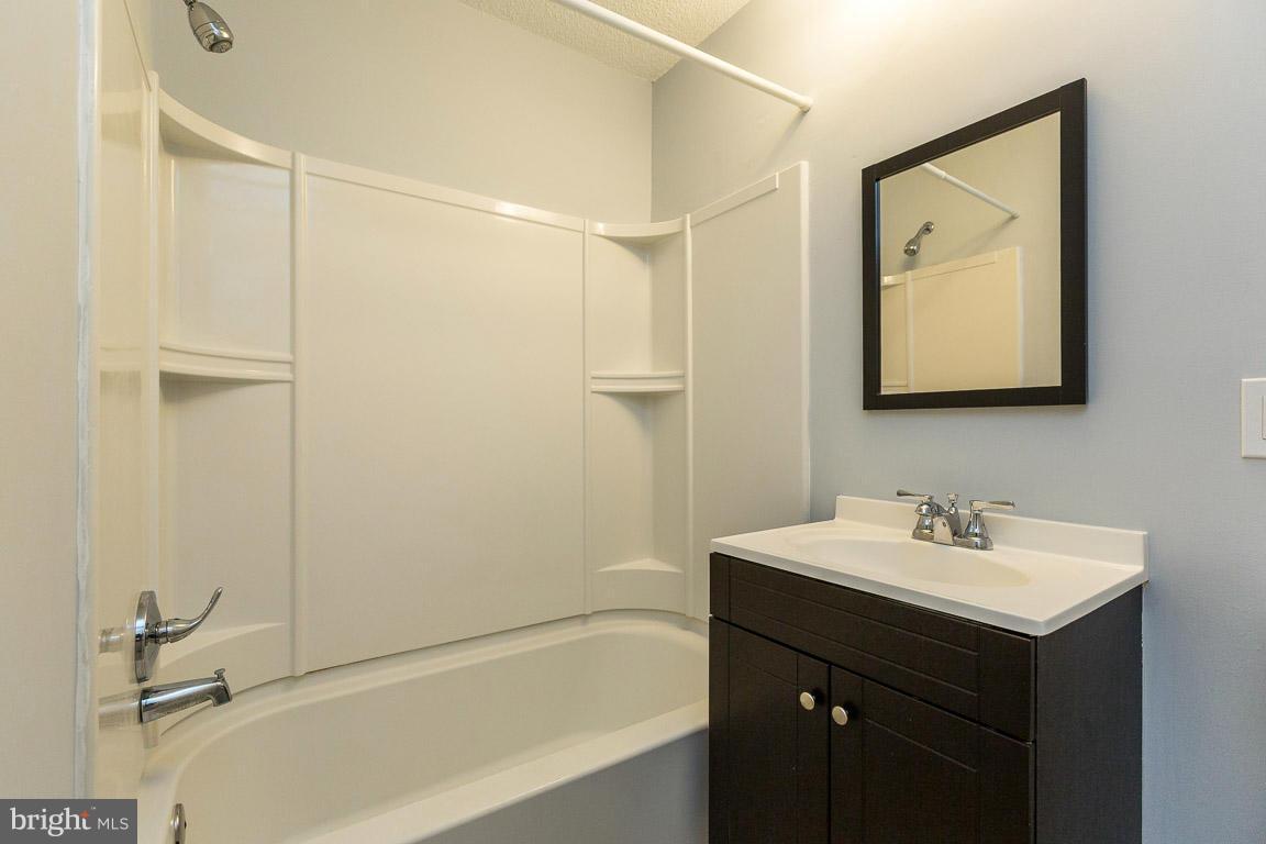 2603 Camelback Lane, Unit 39 Silver Spring, MD 20906 - Photo 22 of 29 Hallway bathroom