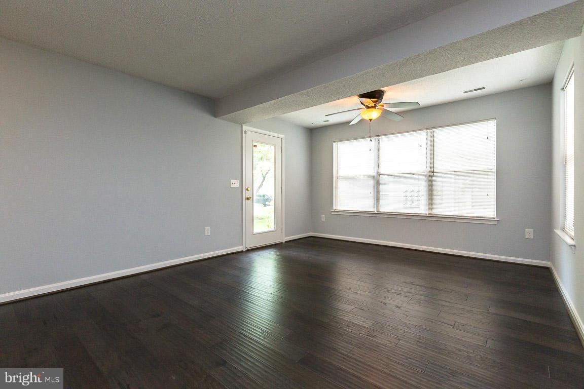 2603 Camelback Lane, Unit 39 Silver Spring, MD 20906 - Photo 10 of 29 Family Room