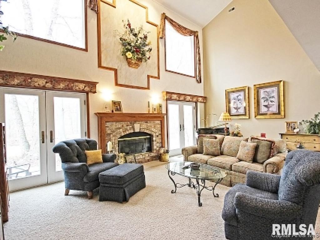 805 Fairfax Court Springfield, IL 62702 - Photo 4 of 30