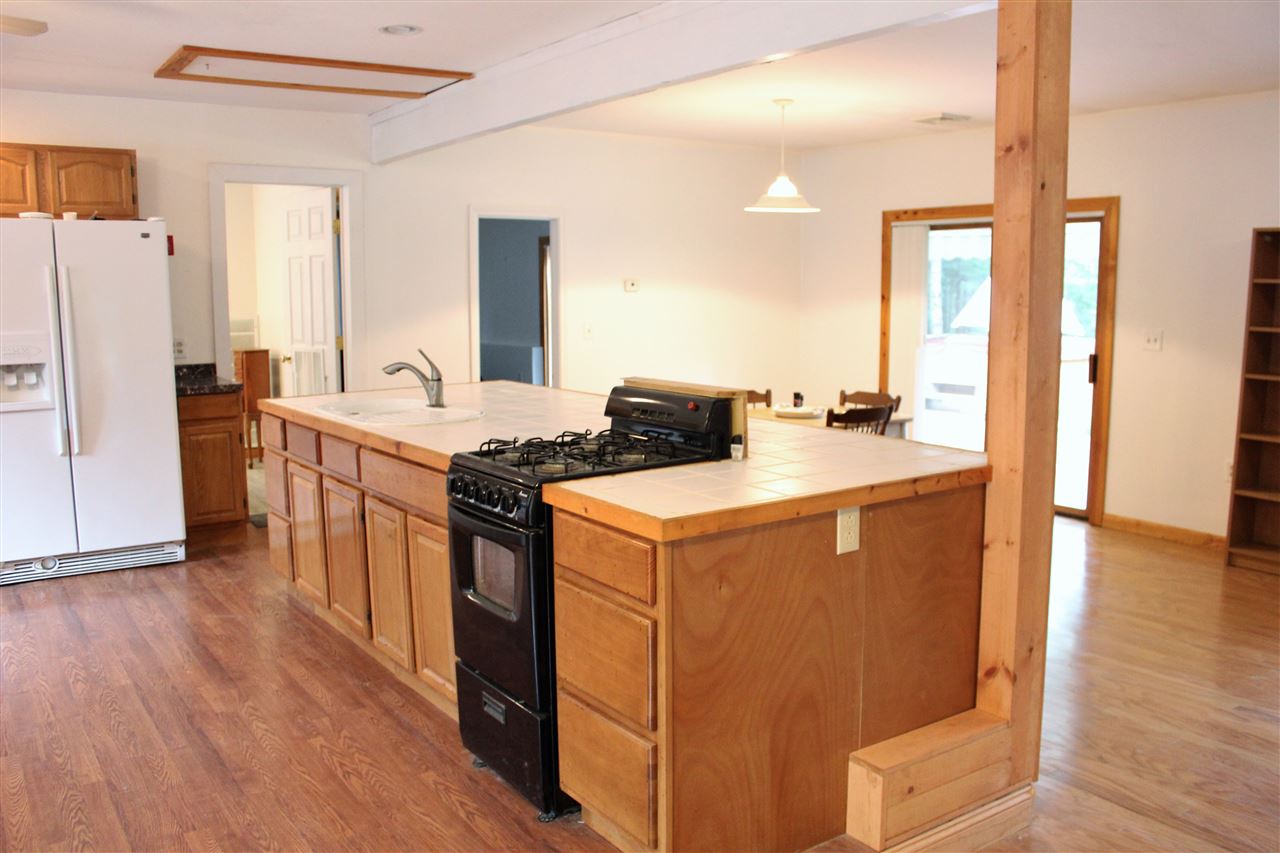 735 Royalston Road Fitzwilliam, NH 03447 - Photo 4 of 23