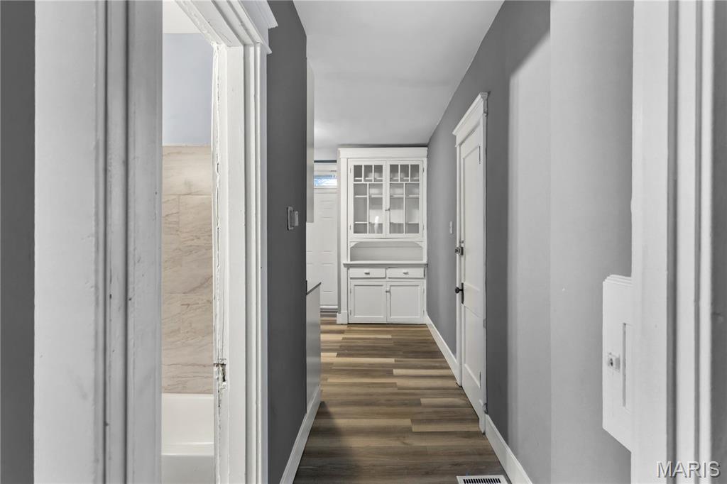 4234 Dewey Avenue, Unit 1N St. Louis, MO 63116 - Photo 9 of 20