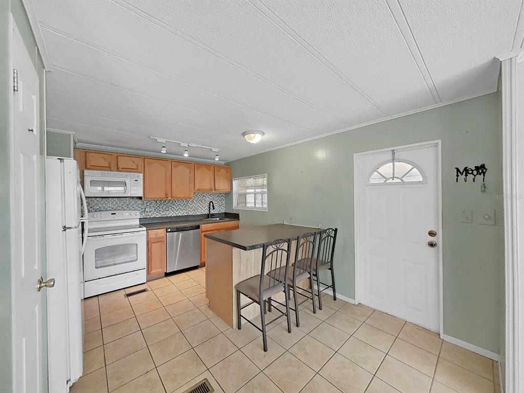 12501 Ulmerton Road, Unit 119 Largo, FL 33774 - Photo 4 of 24