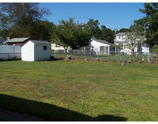 19 Lincoln Road Peabody, MA 01960 - Photo 3 of 17 Gallery Image 3