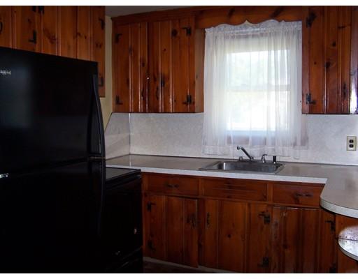 19 Lincoln Road Peabody, MA 01960 - Photo 5 of 17 Gallery Image 5