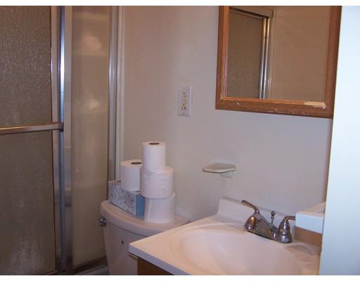 19 Lincoln Road Peabody, MA 01960 - Photo 8 of 17 Gallery Image 8