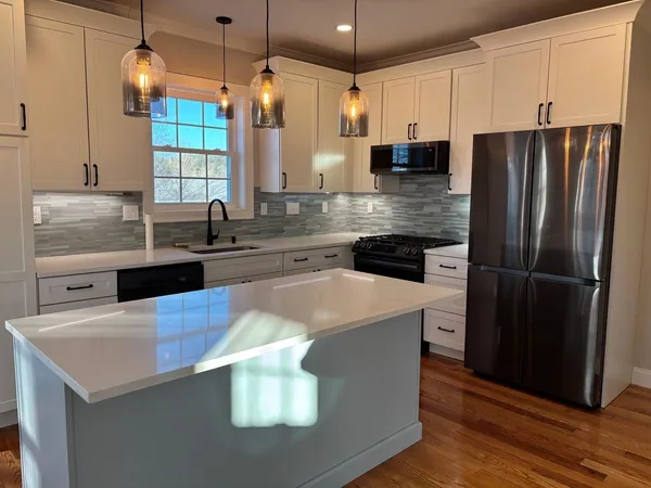 $3,000 | 159 Elm Street, Unit 1, Milford, NH 03055