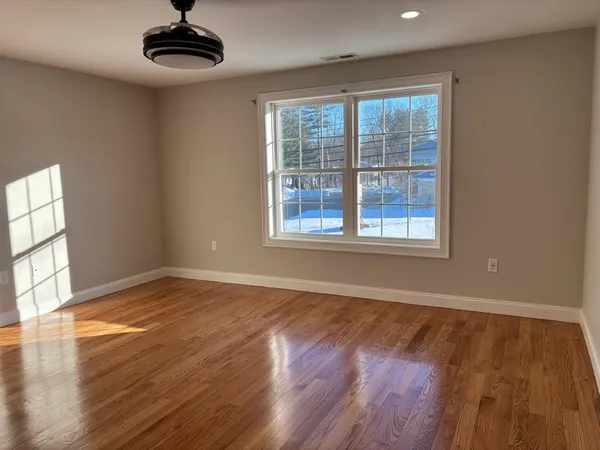 $3,000 | 159 Elm Street, Unit 1, Milford, NH 03055