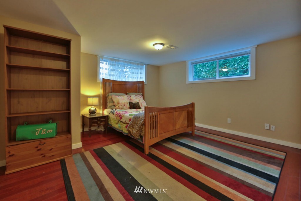 21029 West Richmond Road Bothell, WA 98021 - Photo 16 of 25
