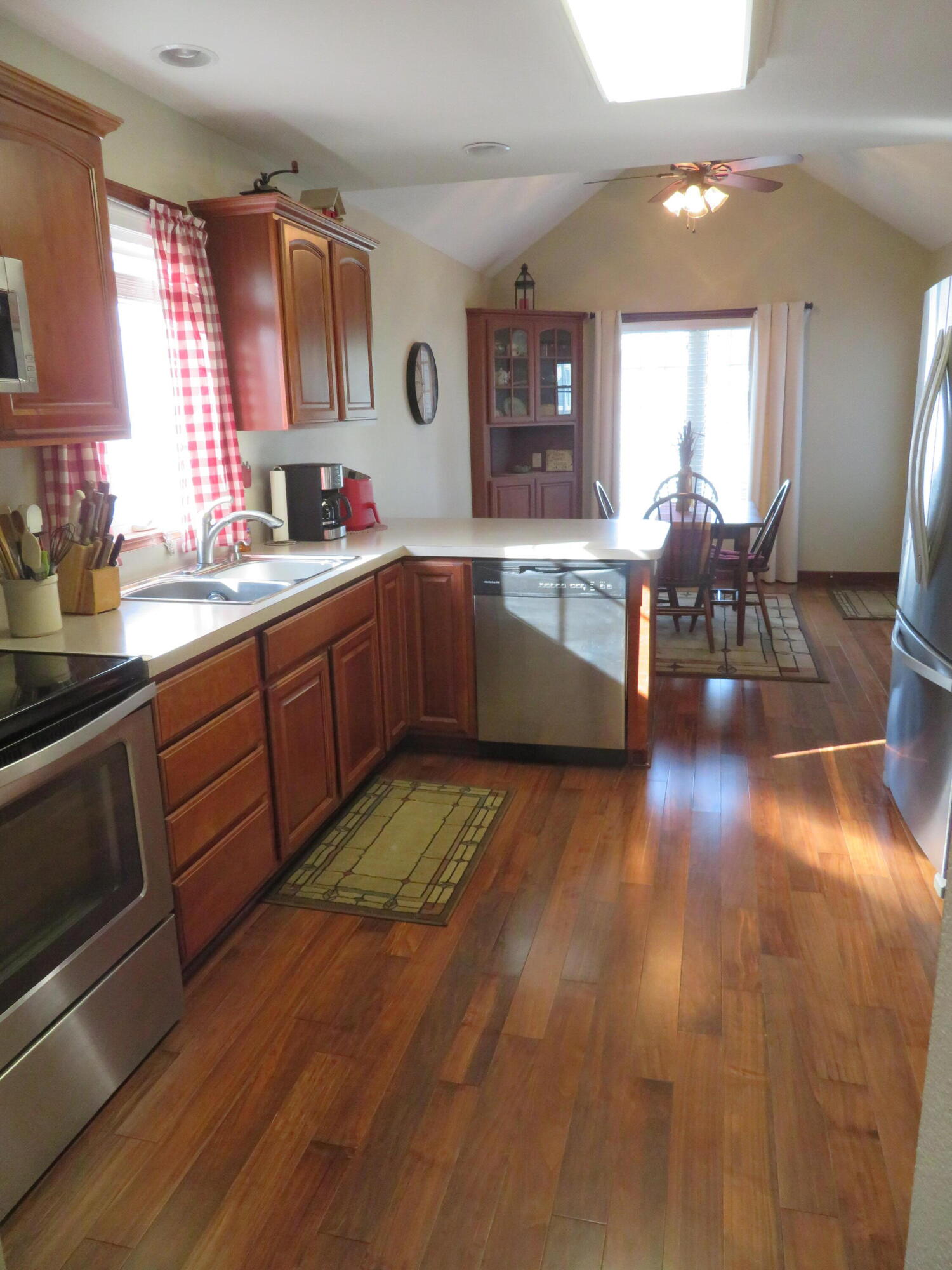 15513 Rutherford Boulevard Monroe, MI 48161 - Photo 18 of 54 IMG_0086