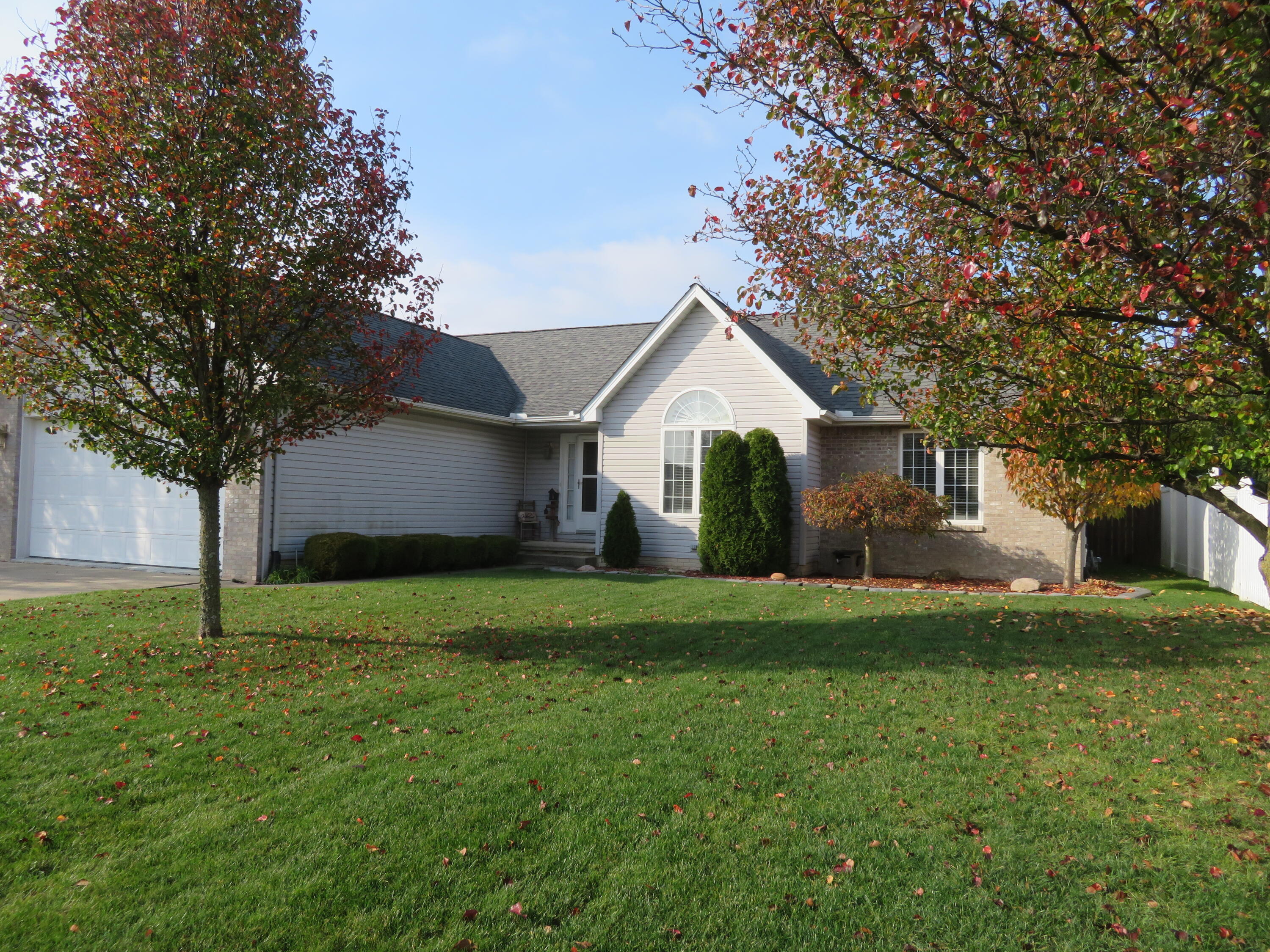 15513 Rutherford Boulevard Monroe, MI 48161 - Photo 3 of 54 IMG_0066
