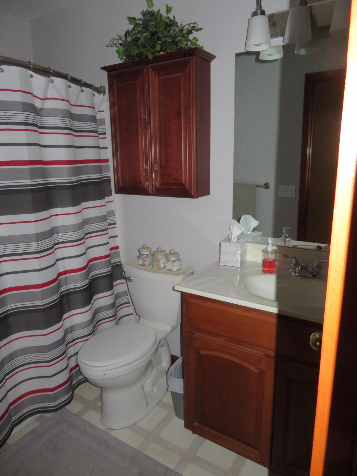15513 Rutherford Boulevard Monroe, MI 48161 - Photo 33 of 54 IMG_0136